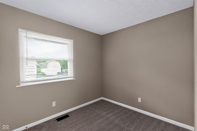 9514 Pepperidge Drive, Indianapolis, IN 46235