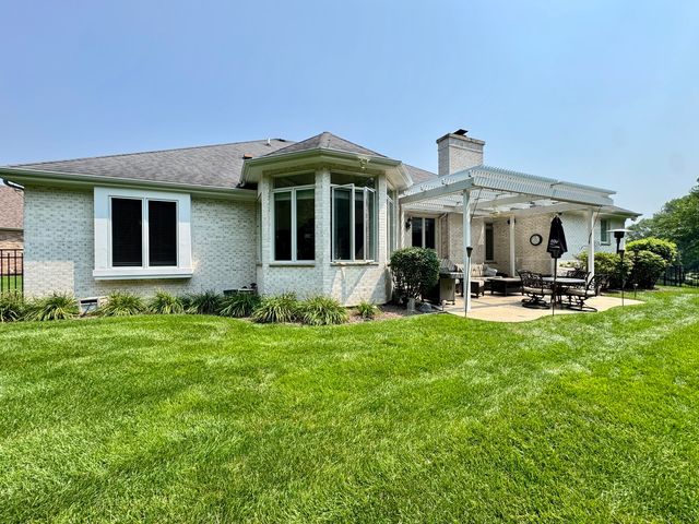 19918 Amberly Court, Mokena, IL 60448