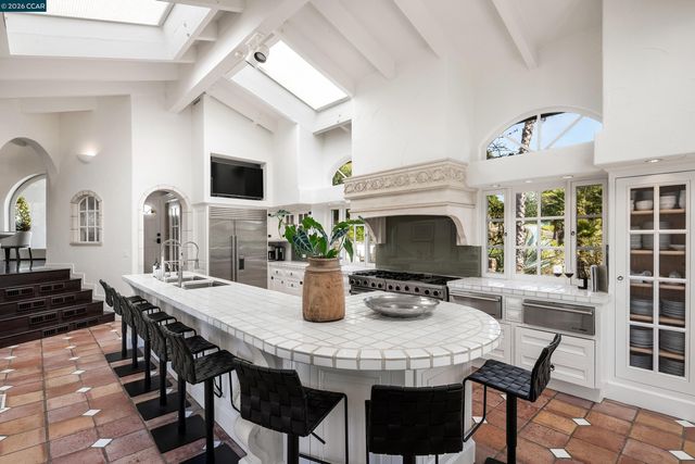 4377 Warm Springs Rd, Glen Ellen, CA 95442