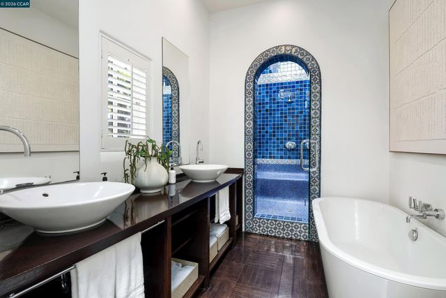 4377 Warm Springs Rd, Glen Ellen, CA 95442