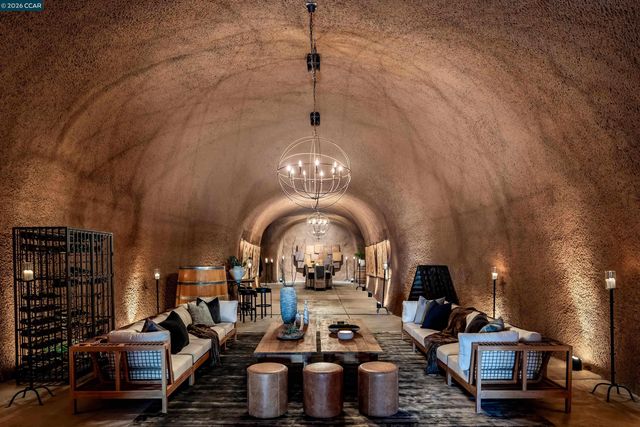 4377 Warm Springs Rd, Glen Ellen, CA 95442