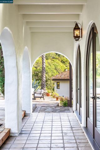 4377 Warm Springs Rd, Glen Ellen, CA 95442