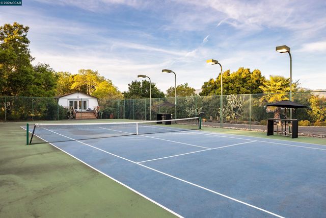 4377 Warm Springs Rd, Glen Ellen, CA 95442