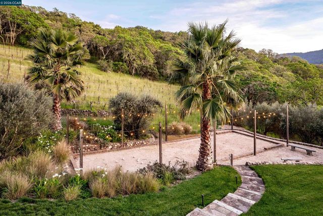 4377 Warm Springs Rd, Glen Ellen, CA 95442