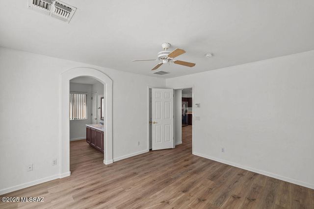 8838 E Mountain Spring Drive, Tucson, AZ 85747