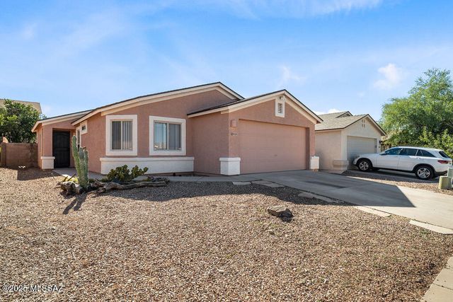 8838 E Mountain Spring Drive, Tucson, AZ 85747