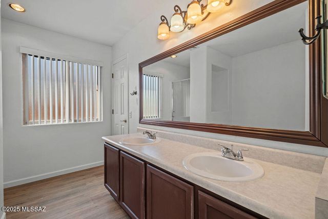 8838 E Mountain Spring Drive, Tucson, AZ 85747