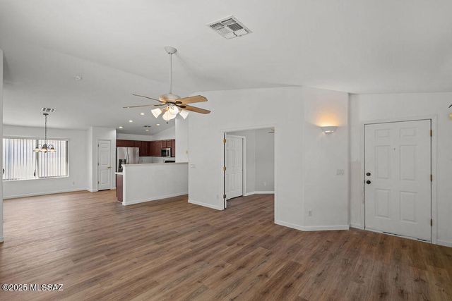 8838 E Mountain Spring Drive, Tucson, AZ 85747