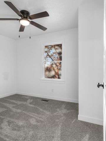 705 S Clay Street, Nevada, MO 64772