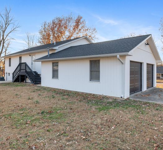 705 S Clay Street, Nevada, MO 64772