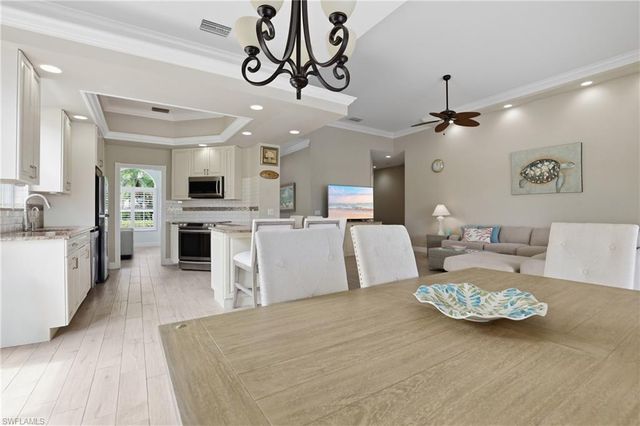 8767 Ferrara CT, Naples, FL 34114