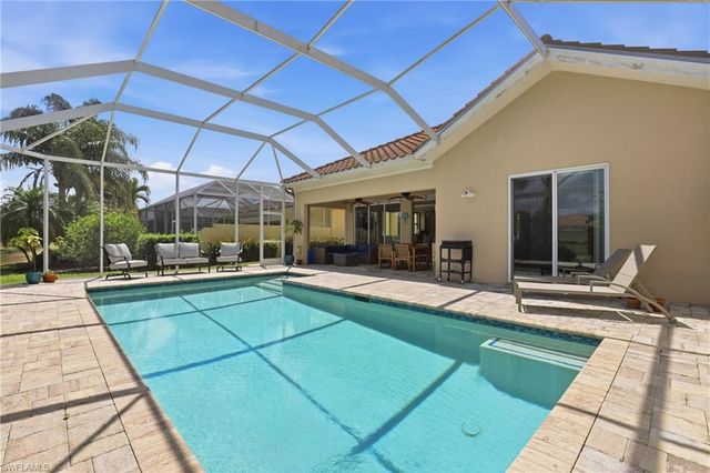 8767 Ferrara CT, Naples, FL 34114