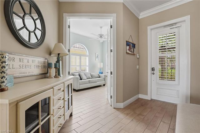 8767 Ferrara CT, Naples, FL 34114