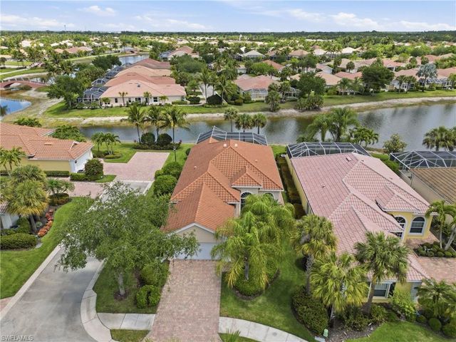 8767 Ferrara CT, Naples, FL 34114