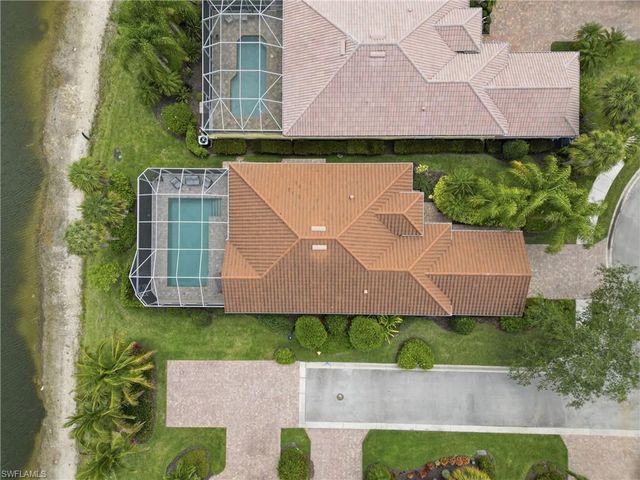 8767 Ferrara CT, Naples, FL 34114
