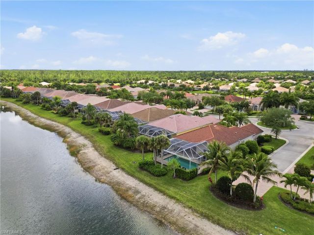 8767 Ferrara CT, Naples, FL 34114