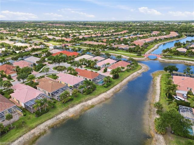 8767 Ferrara CT, Naples, FL 34114