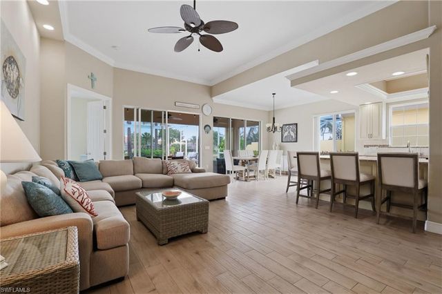 8767 Ferrara CT, Naples, FL 34114