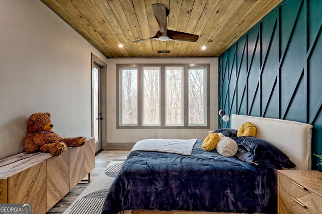 804 Settlers Ridge Road, Ellijay, GA 30540