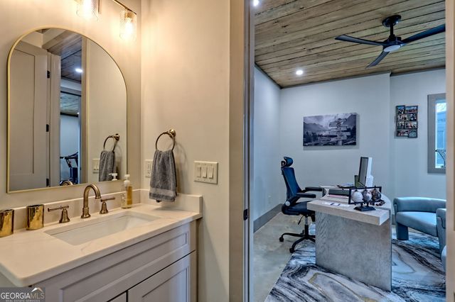 804 Settlers Ridge Road, Ellijay, GA 30540