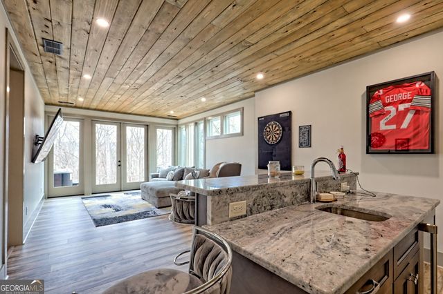 804 Settlers Ridge Road, Ellijay, GA 30540