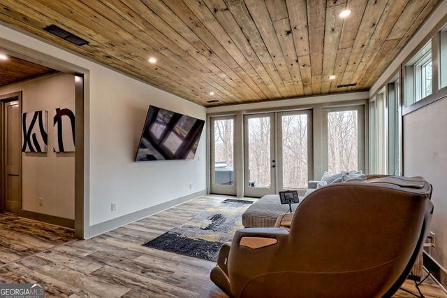 804 Settlers Ridge Road, Ellijay, GA 30540