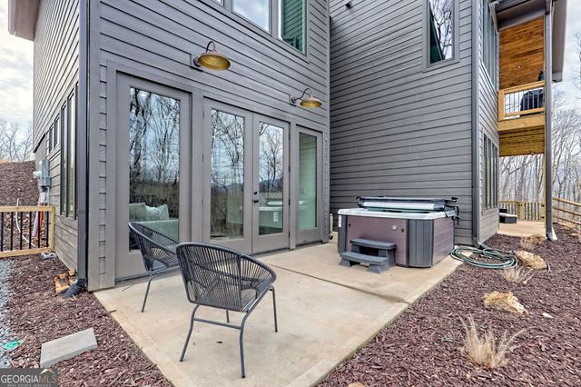 804 Settlers Ridge Road, Ellijay, GA 30540