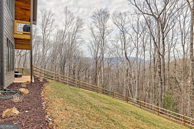804 Settlers Ridge Road, Ellijay, GA 30540