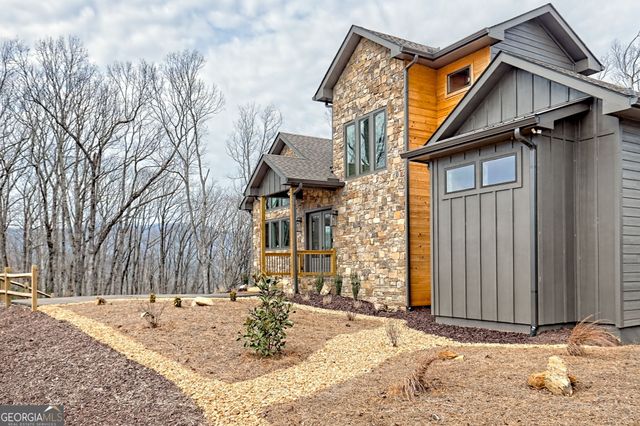 804 Settlers Ridge Road, Ellijay, GA 30540