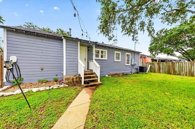 622 Sorrell St, Corpus Christi, TX 78404