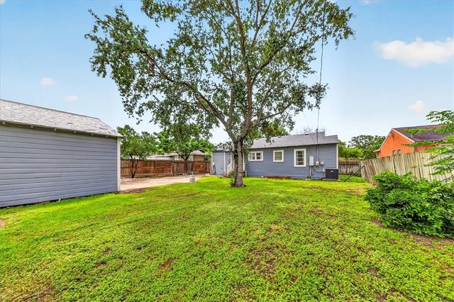 622 Sorrell St, Corpus Christi, TX 78404