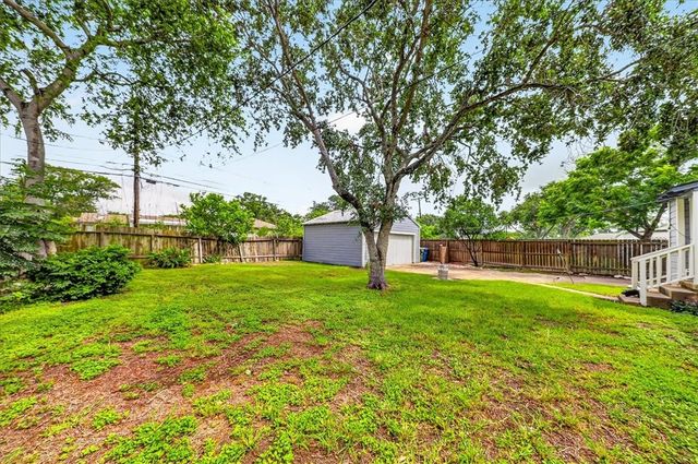 622 Sorrell St, Corpus Christi, TX 78404