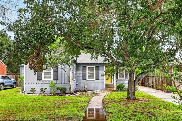 622 Sorrell St, Corpus Christi, TX 78404
