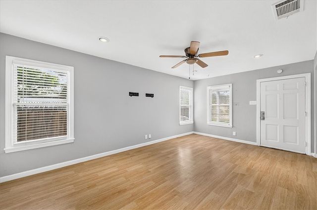 622 Sorrell St, Corpus Christi, TX 78404