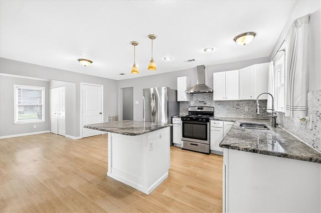622 Sorrell St, Corpus Christi, TX 78404