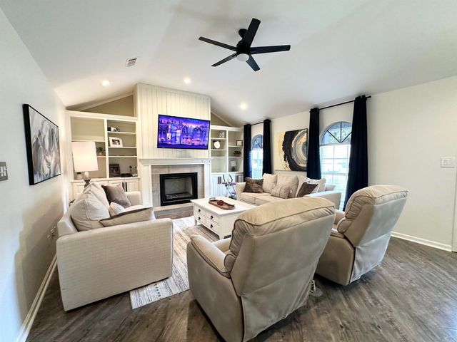 301 Barney, White Hall, AR 71602