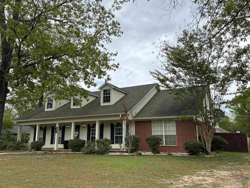 301 Barney, White Hall, AR 71602