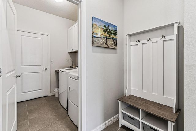 32813 SAND CREEK DRIVE, Wesley Chapel, FL 33543