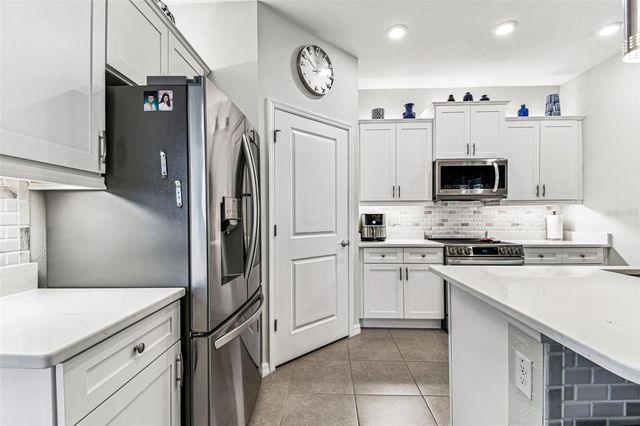 32813 SAND CREEK DRIVE, Wesley Chapel, FL 33543