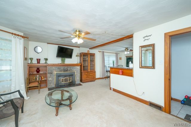 1275 Wyoming Avenue, Niagara Falls, NY 14305