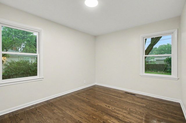 3318 North Drive, Highland, IN 46322