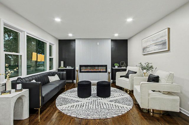 3318 North Drive, Highland, IN 46322