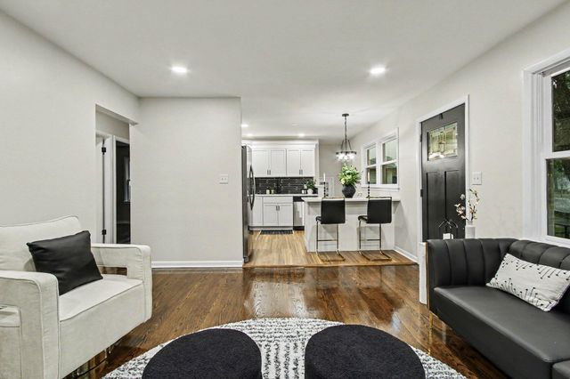 3318 North Drive, Highland, IN 46322