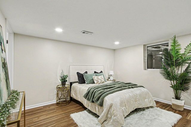3318 North Drive, Highland, IN 46322