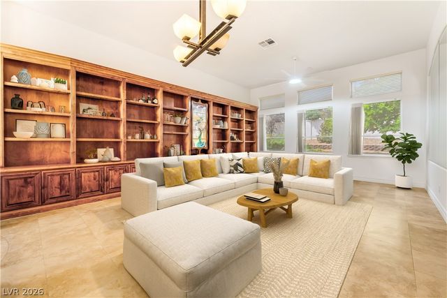 1009 Granger Farm Way, Las Vegas, NV 89145