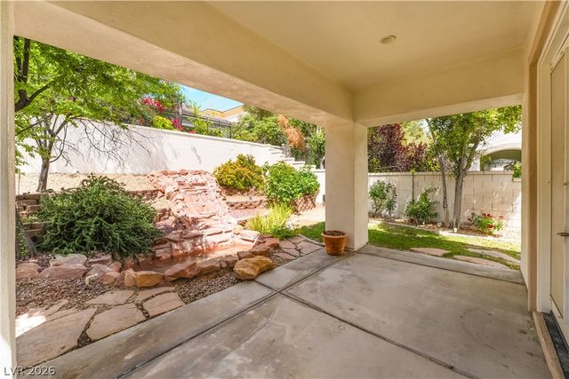 1009 Granger Farm Way, Las Vegas, NV 89145