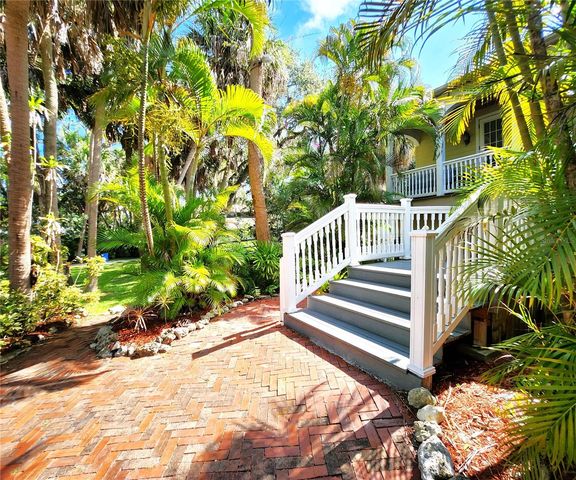 102 17TH STREET NE, Bradenton, FL 34208