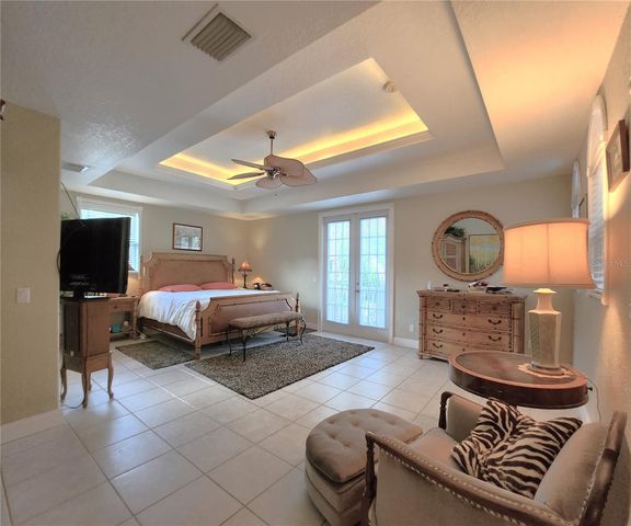 102 17TH STREET NE, Bradenton, FL 34208