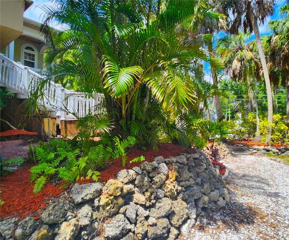 102 17TH STREET NE, Bradenton, FL 34208