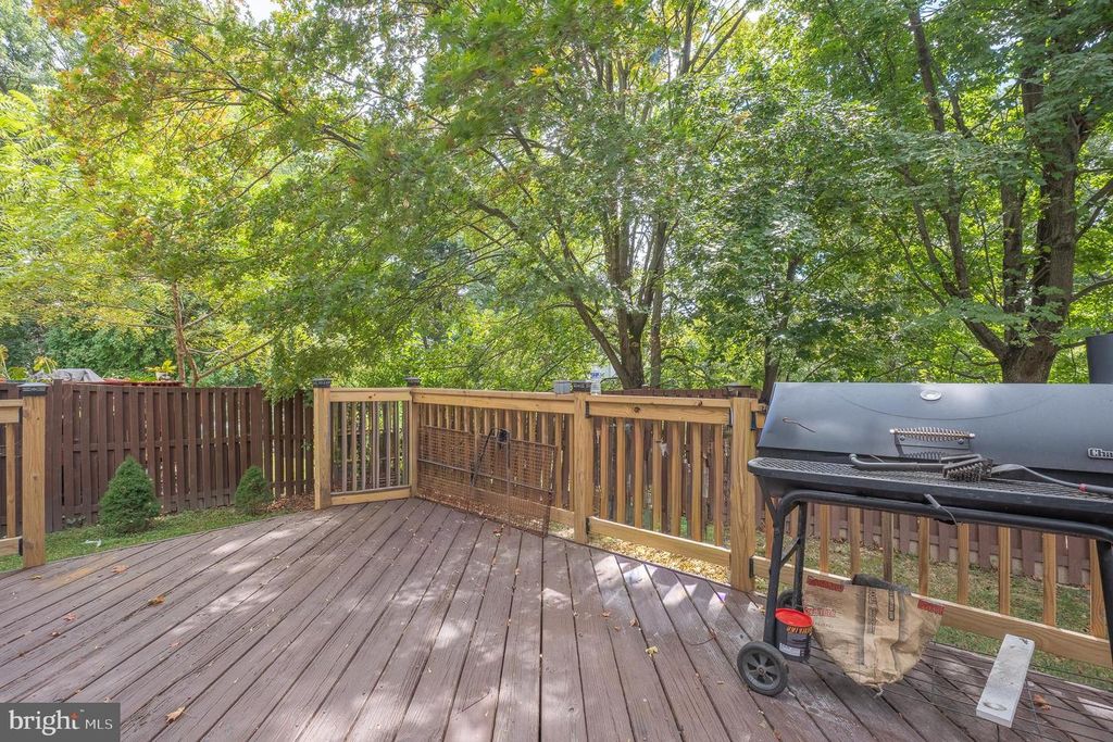 2340 LADYMEADE DR, Silver Spring, MD 20906